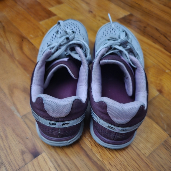 Altra Intuition 4 Running Hiking Zero Drop Shoes Gray/Berry Womens Size 7.5 - Picture 2 of 5